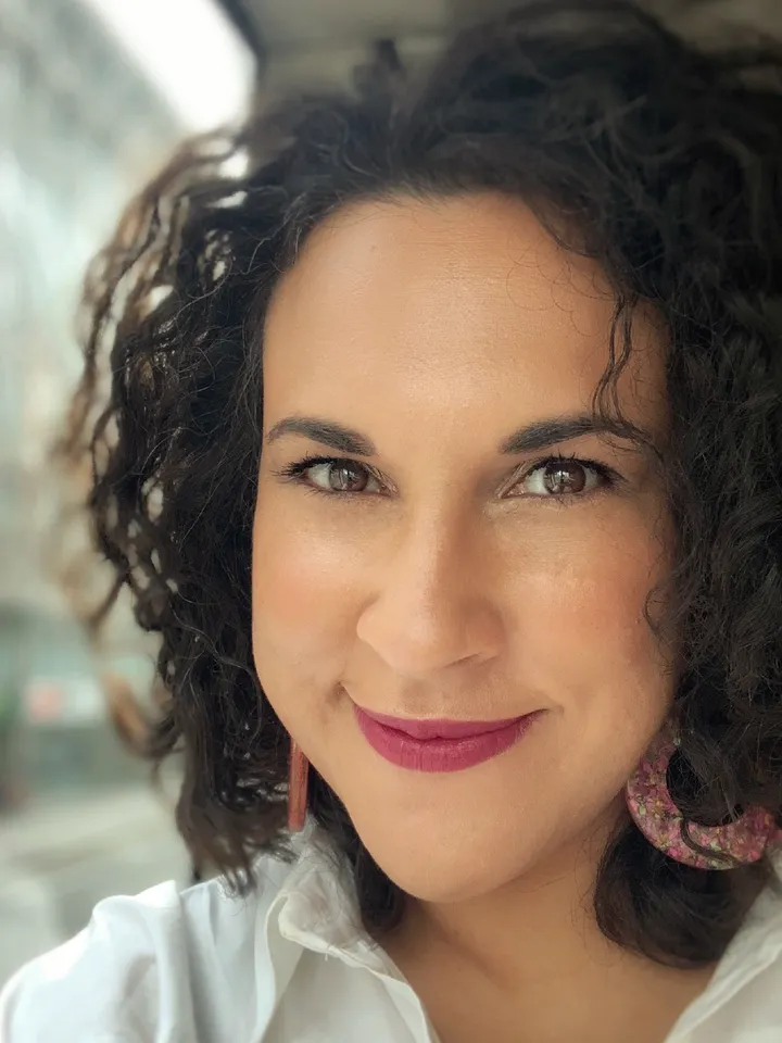 Bec Martin Headshot